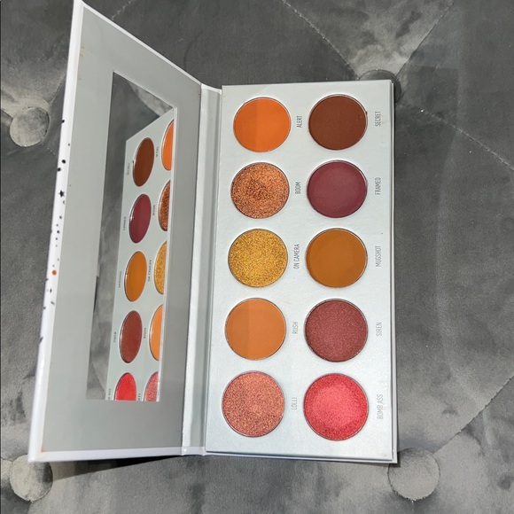 Jaclyn hill x morphe - Picture 2 of 6